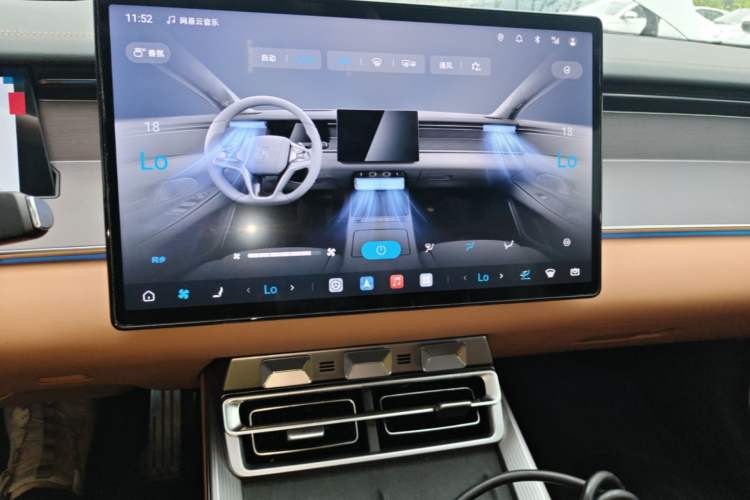 Used BYD Han L 2025 EV Four-Wheel Drive LiDAR Flagship Model Audio And AC Panel