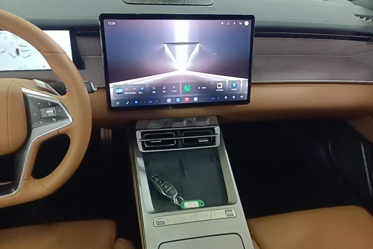 Used BYD Han L 2025 EV Four-Wheel Drive LiDAR Flagship Model Audio And AC Panel