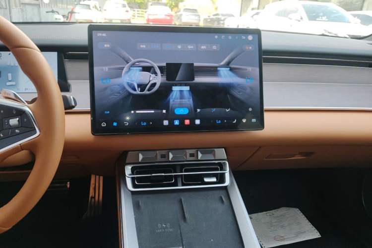 Used BYD Han L 2025 EV Four-Wheel Drive LiDAR Flagship Model Audio And AC Panel