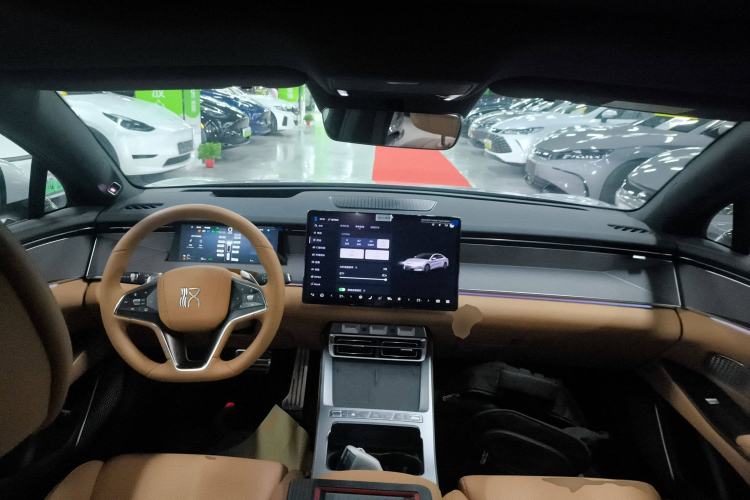 Used BYD Han L 2025 DM-p Four-Wheel-Drive LiDAR Flagship Model Center Console