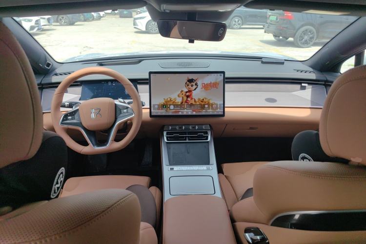 Used BYD Han L 2025 EV 701 km LiDAR Flagship Edition Center Console