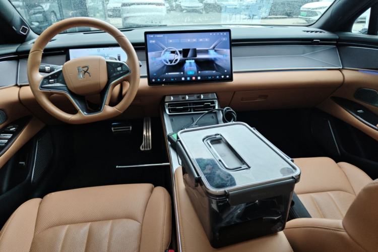 Used BYD Han L 2025 EV Four-Wheel Drive LiDAR Flagship Model Center Console
