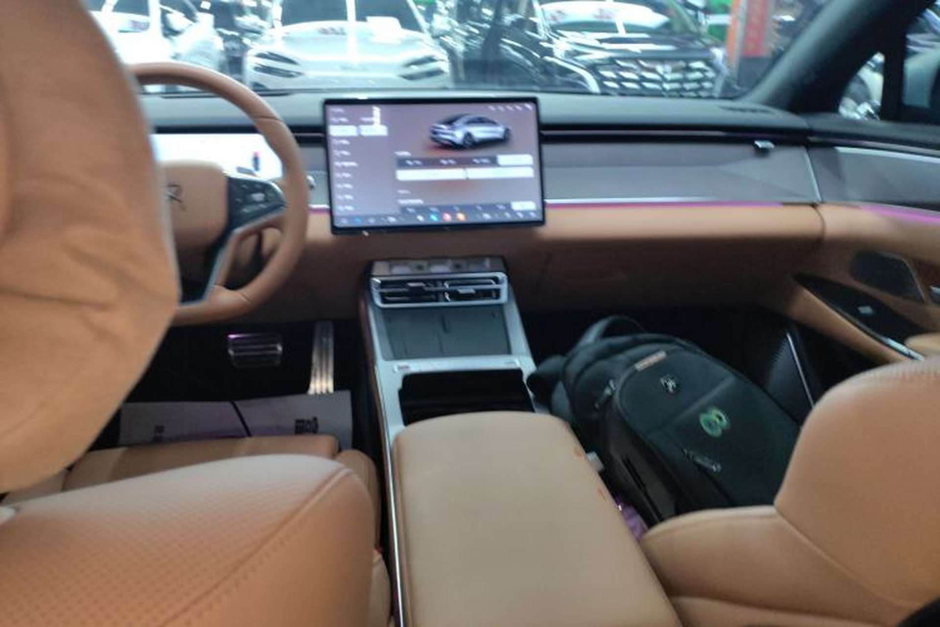Used BYD Han L 2025 EV Four-Wheel Drive LiDAR Flagship Model Center Console