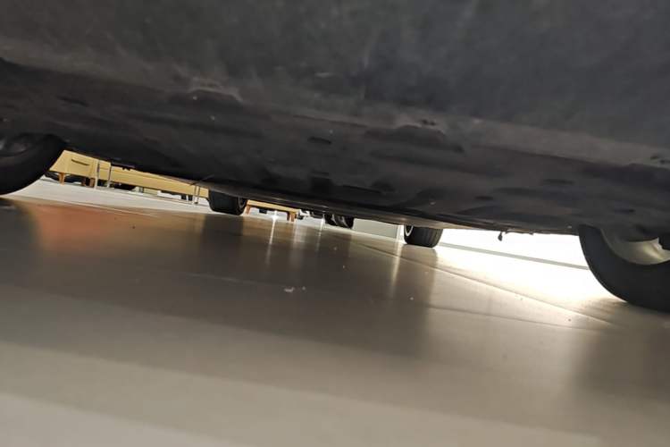 Used BYD Han L 2025 EV Four-Wheel Drive LiDAR Flagship Model Chassis Front