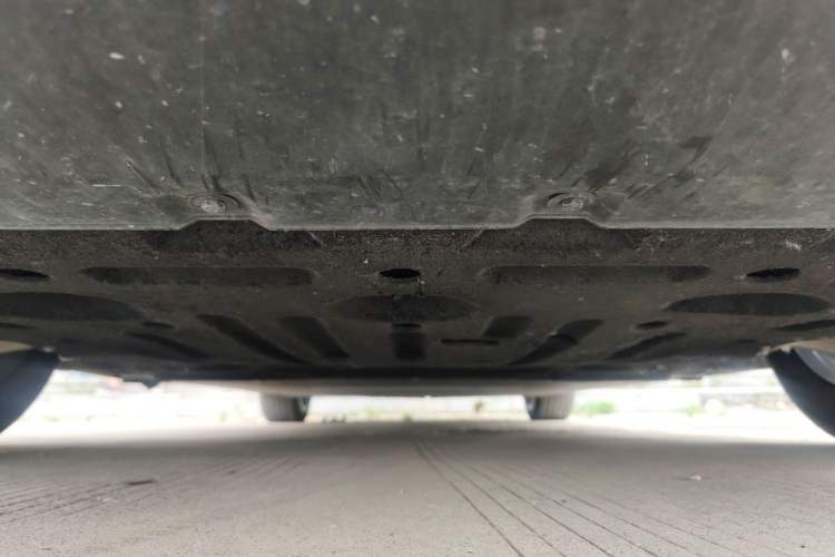 Used BYD Han L 2025 EV Four-Wheel Drive LiDAR Flagship Model Chassis Front
