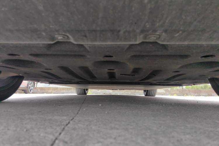 Used BYD Han L 2025 EV 701 km LiDAR Flagship Edition Chassis Front
