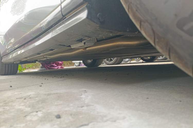 Used BYD Han L 2025 DM-p Four-Wheel-Drive LiDAR Flagship Model Chassis Front Right