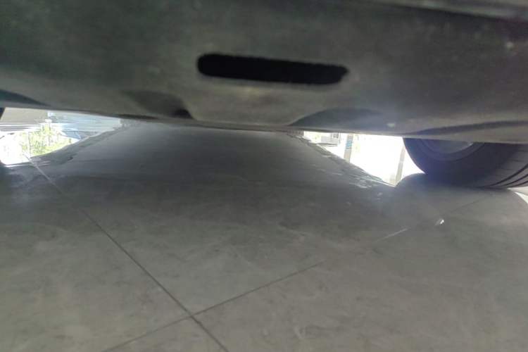 Used BYD Han L 2025 EV Four-Wheel Drive LiDAR Flagship Model Chassis Rear