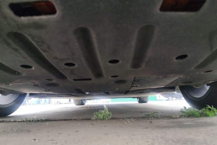 Used BYD Han L 2025 EV Four-Wheel Drive LiDAR Flagship Model Chassis Rear
