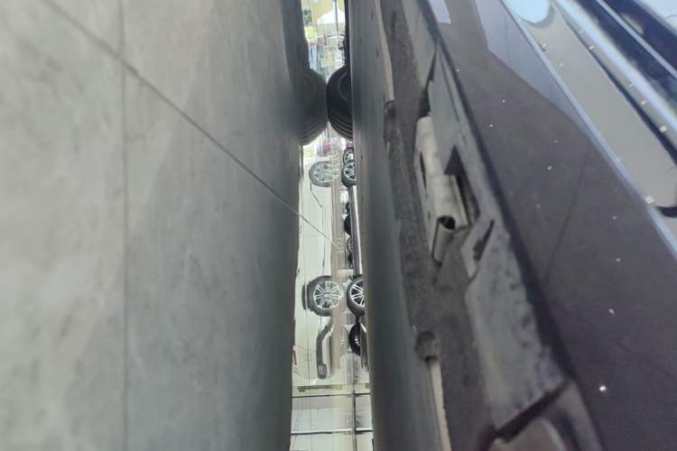 Used BYD Han L 2025 EV Four-Wheel Drive LiDAR Flagship Model Chassis Rear Left