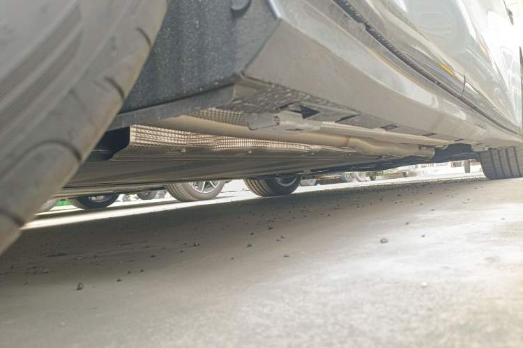 Used BYD Han L 2025 DM-p Four-Wheel-Drive LiDAR Flagship Model Chassis Rear Right