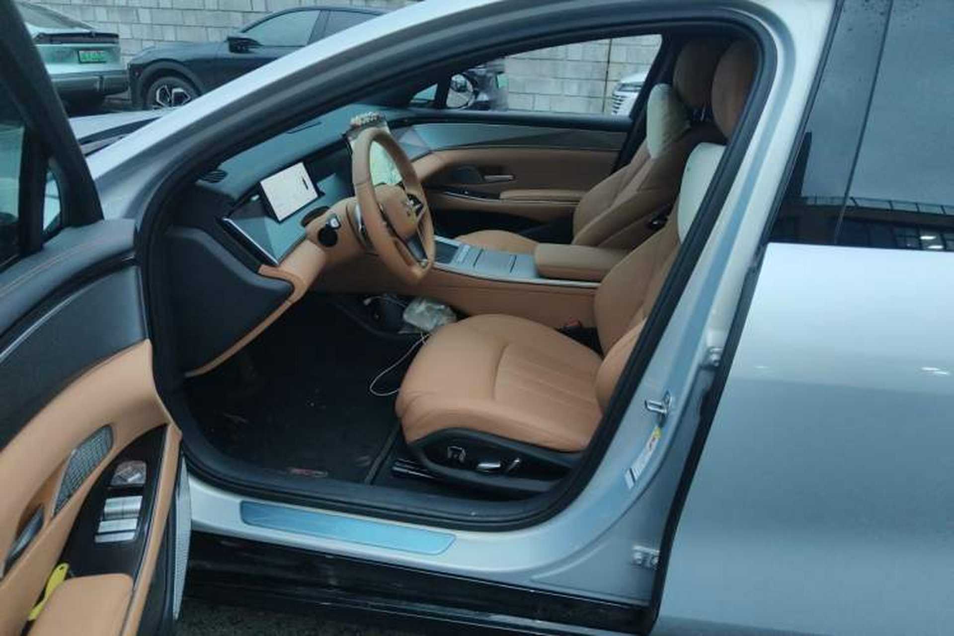 Used BYD Han L 2025 EV 701KM LiDAR Deluxe Edition Driver Seat