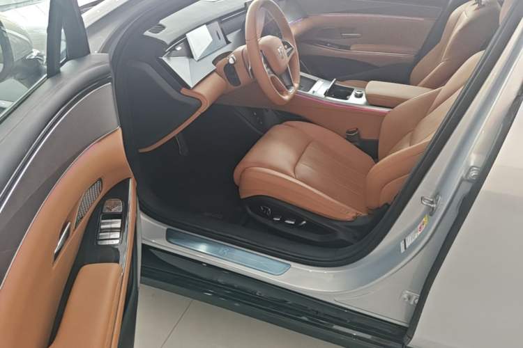 Used BYD Han L 2025 EV Four-Wheel Drive LiDAR Flagship Model Driver Seat