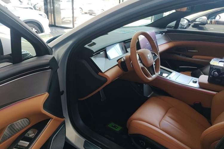 Used BYD Han L 2025 EV Four-Wheel Drive LiDAR Flagship Model Driver Seat