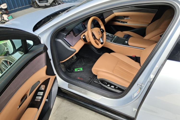 Used BYD Han L 2025 EV Four-Wheel Drive LiDAR Flagship Model Driver Seat