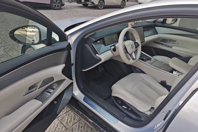 Used BYD Han L 2025 DM-i 200KM LiDAR Luxury Model Driver Seat