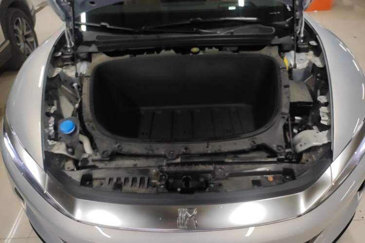 Used BYD Han L 2025 EV Four-Wheel Drive LiDAR Flagship Model Engine Bay