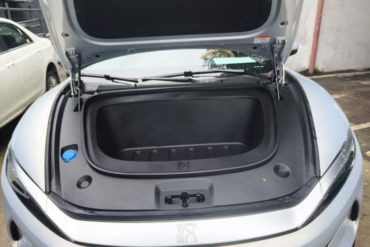 Used BYD Han L 2025 EV Four-Wheel Drive LiDAR Flagship Model Engine Bay