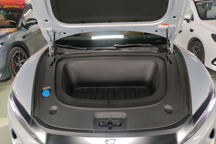 Used BYD Han L 2025 EV Four-Wheel Drive LiDAR Flagship Model Engine Bay