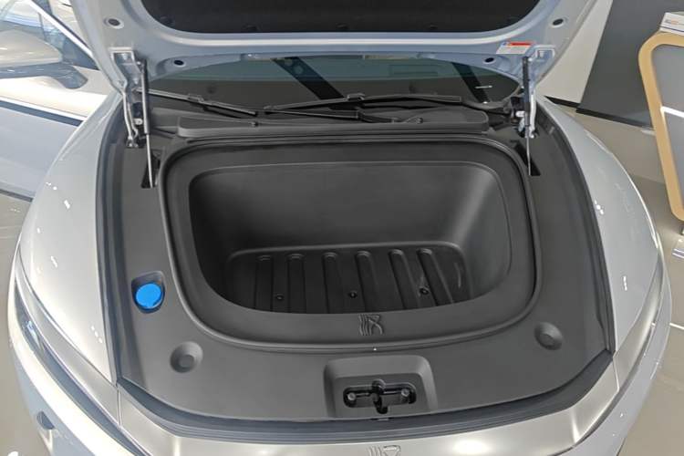 Used BYD Han L 2025 EV Four-Wheel Drive LiDAR Flagship Model Engine Bay