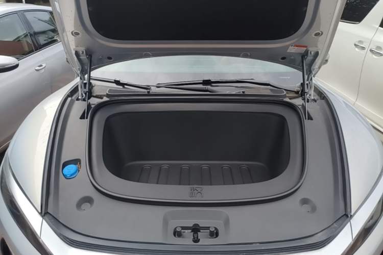 Used BYD Han L 2025 EV Four-Wheel Drive LiDAR Flagship Model Engine Bay