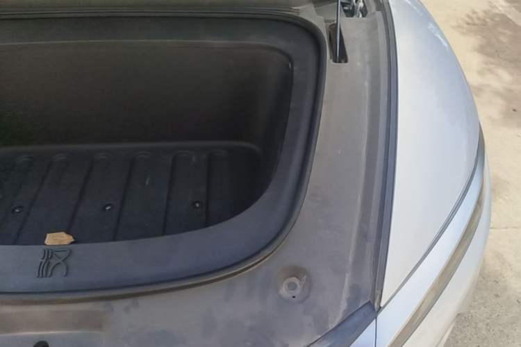 Used BYD Han L 2025 EV Four-Wheel Drive LiDAR Flagship Model Engine Bay Left