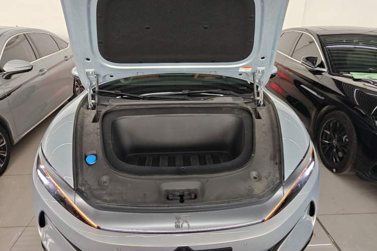Used BYD Han L 2025 EV Four-Wheel Drive LiDAR Flagship Model Engine Bay