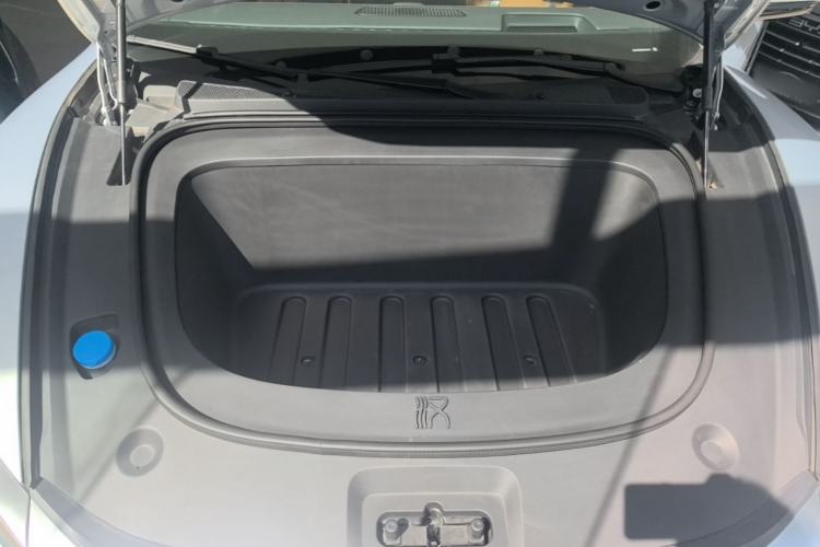 Used BYD Han L 2025 EV Four-Wheel Drive LiDAR Flagship Model Engine Bay