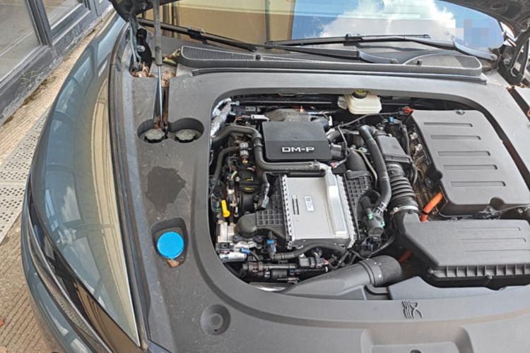Used BYD Han L 2025 DM-p Four-Wheel-Drive LiDAR Flagship Model Engine Bay Right