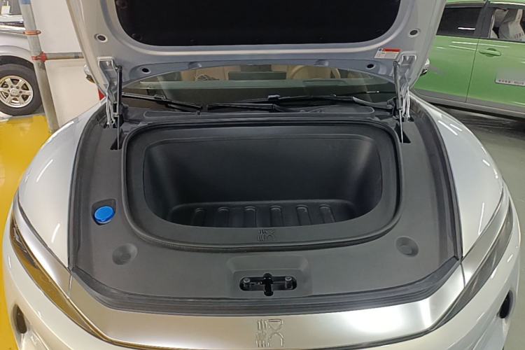 Used BYD Han L 2025 EV Four-Wheel Drive LiDAR Flagship Model Engine Bay