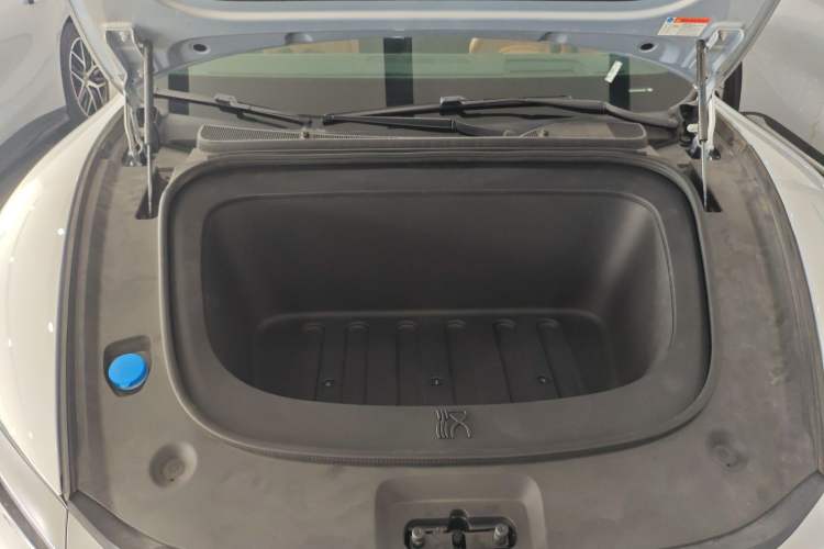 Used BYD Han L 2025 EV Four-Wheel Drive LiDAR Flagship Model Engine Bay