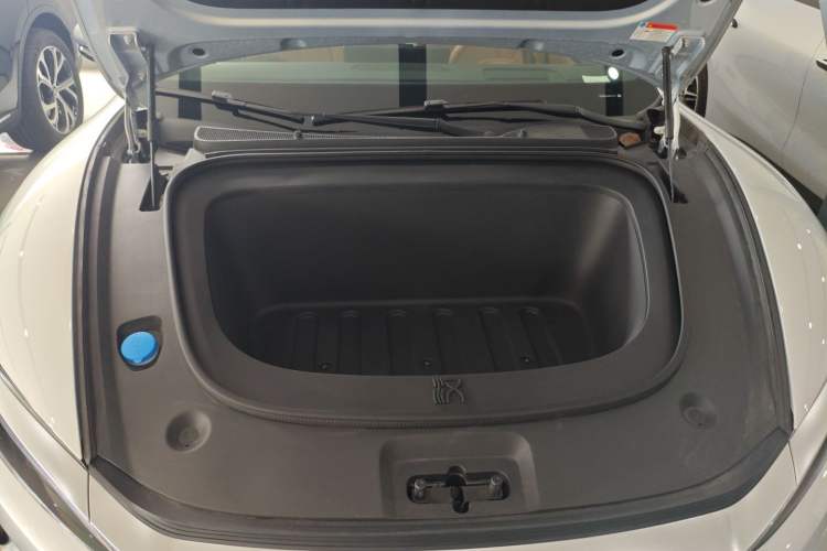 Used BYD Han L 2025 EV Four-Wheel Drive LiDAR Flagship Model Engine Bay