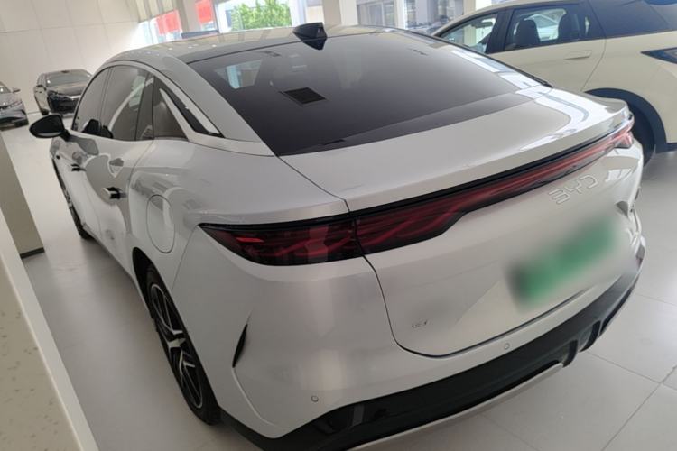 Used BYD Han L 2025 EV Four-Wheel Drive LiDAR Flagship Model Exterior 2