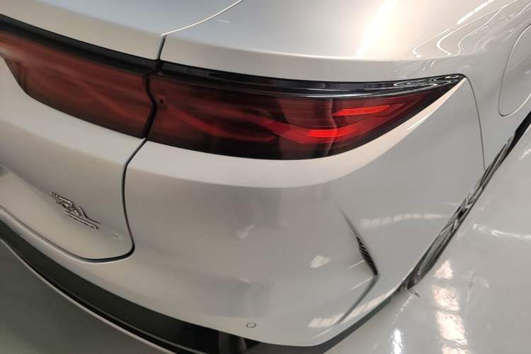 Used BYD Han L 2025 EV 701KM LiDAR Deluxe Edition Exterior 3