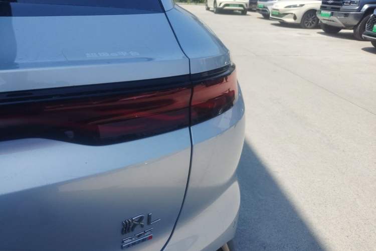 Used BYD Han L 2025 EV Four-Wheel Drive LiDAR Flagship Model Exterior 3