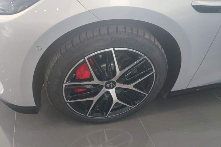 Used BYD Han L 2025 EV Four-Wheel Drive LiDAR Flagship Model Exterior 4