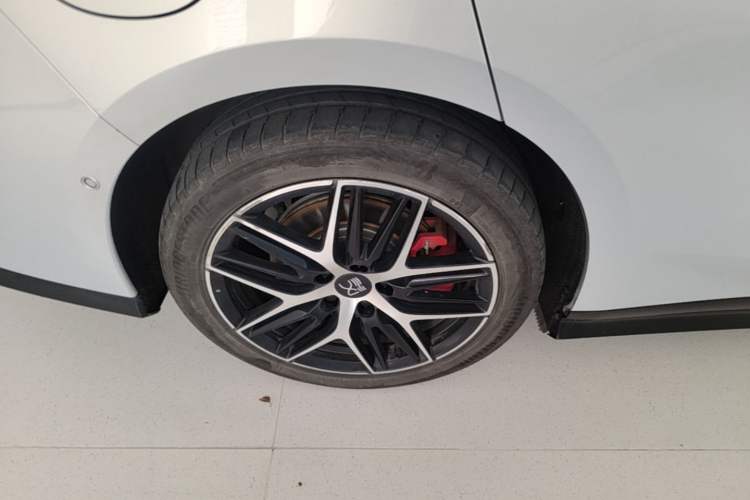 Used BYD Han L 2025 EV Four-Wheel Drive LiDAR Flagship Model Exterior 5