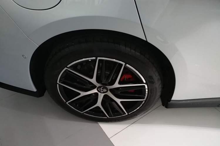 Used BYD Han L 2025 EV Four-Wheel Drive LiDAR Flagship Model Exterior 5