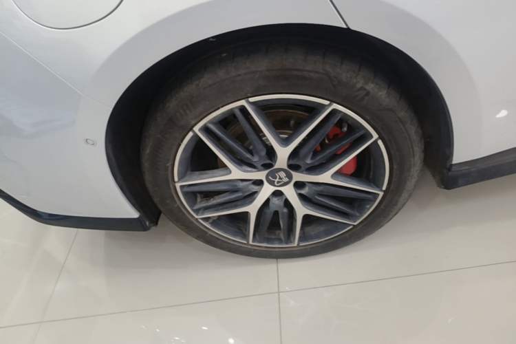 Used BYD Han L 2025 EV Four-Wheel Drive LiDAR Flagship Model Exterior 5