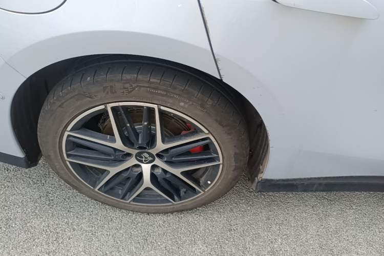 Used BYD Han L 2025 EV Four-Wheel Drive LiDAR Flagship Model Exterior 5