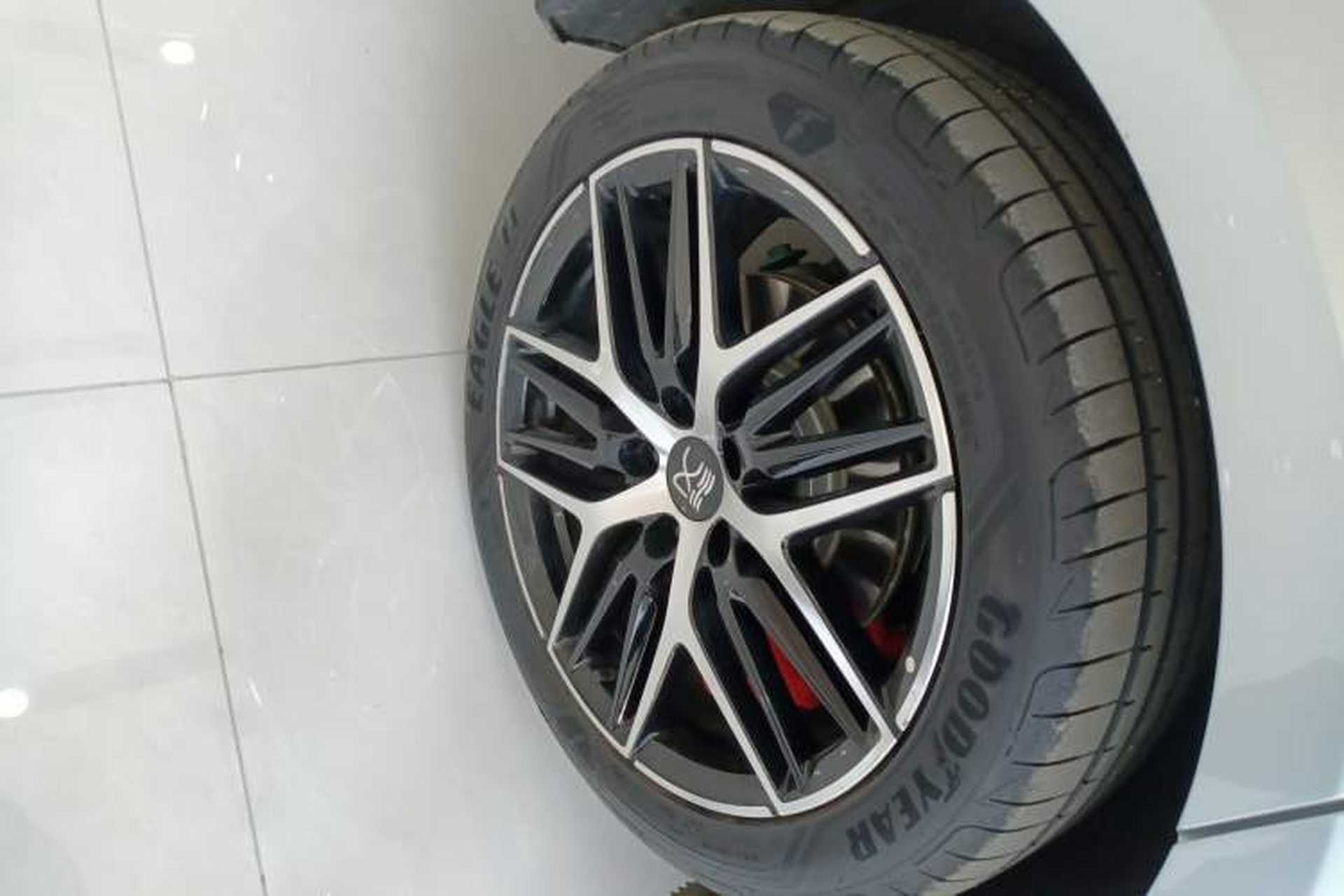 Used BYD Han L 2025 EV Four-Wheel Drive LiDAR Flagship Model Exterior 5