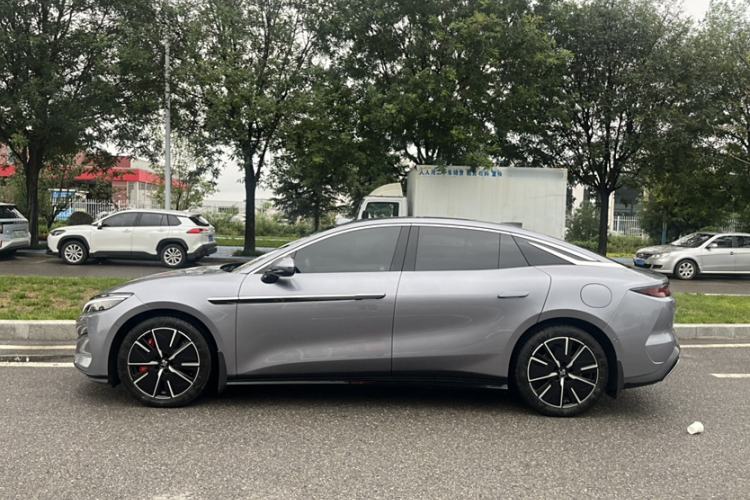 Used BYD Han L 2025 DM-i 200KM LiDAR Luxury Model Exterior 5
