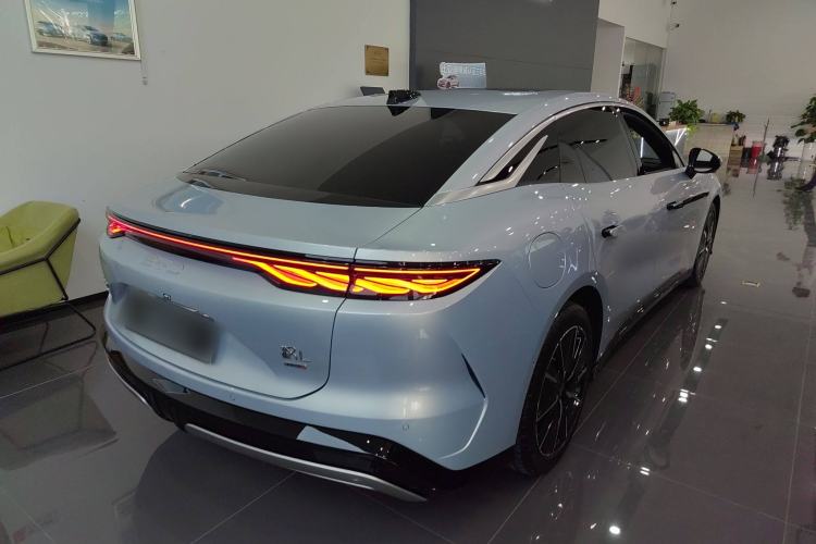 Used BYD Han L 2025 DM-i 200km LiDAR Flagship Model Exterior 5