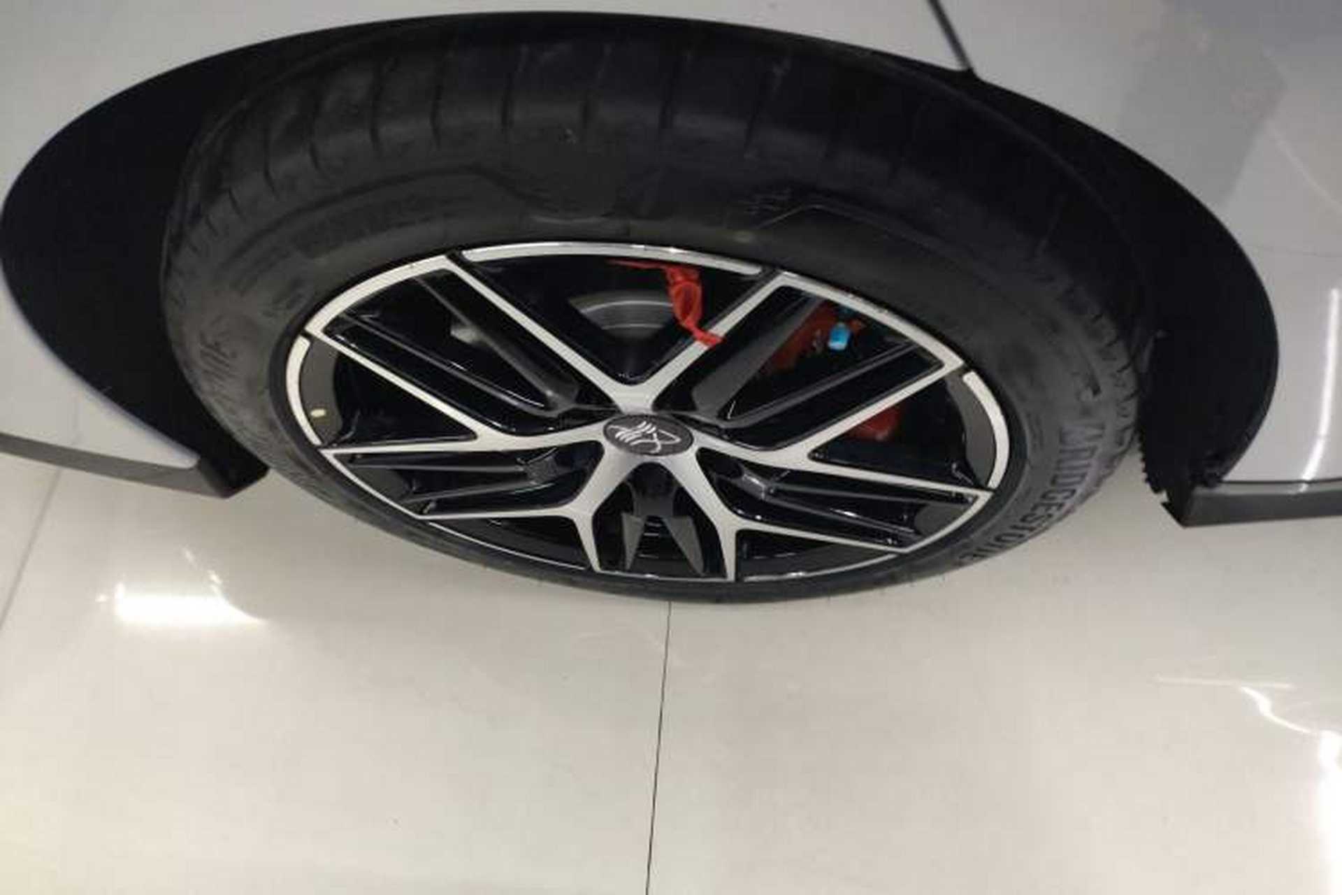 Used BYD Han L 2025 EV Four-Wheel Drive LiDAR Flagship Model Exterior 5
