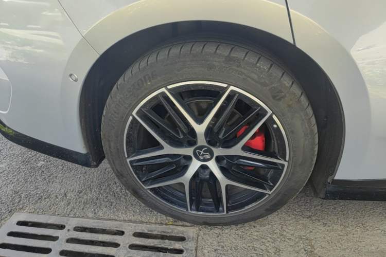Used BYD Han L 2025 EV Four-Wheel Drive LiDAR Flagship Model Exterior 5