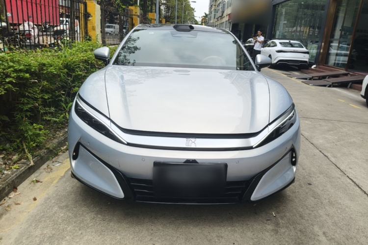 Used BYD Han L 2025 EV Four-Wheel Drive LiDAR Flagship Model Front