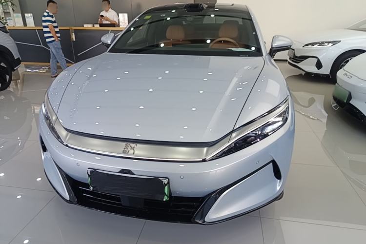 Used BYD Han L 2025 EV Four-Wheel Drive LiDAR Flagship Model Front