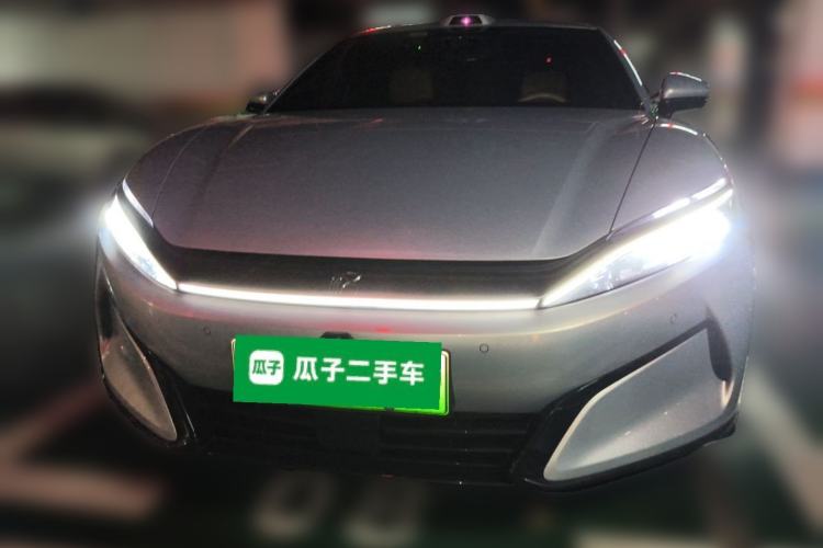 Used BYD Han L 2025 EV 701KM LiDAR Deluxe Edition Front
