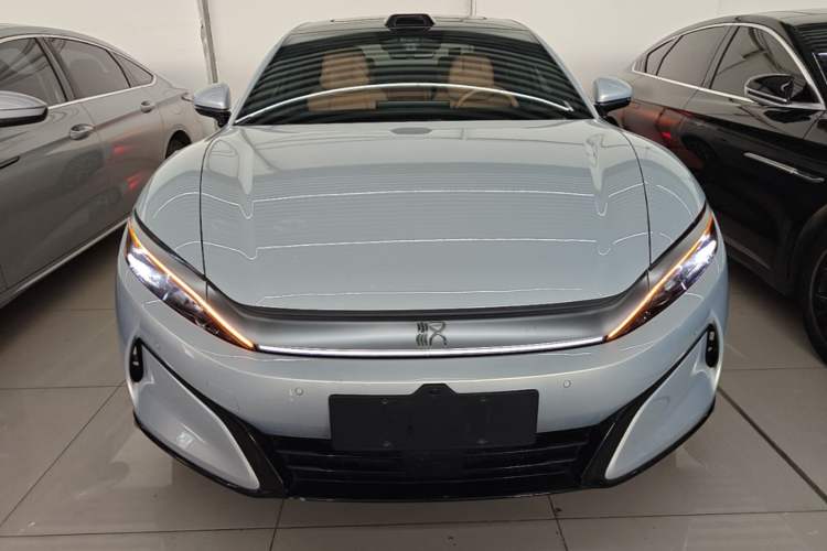 Used BYD Han L 2025 EV Four-Wheel Drive LiDAR Flagship Model Front