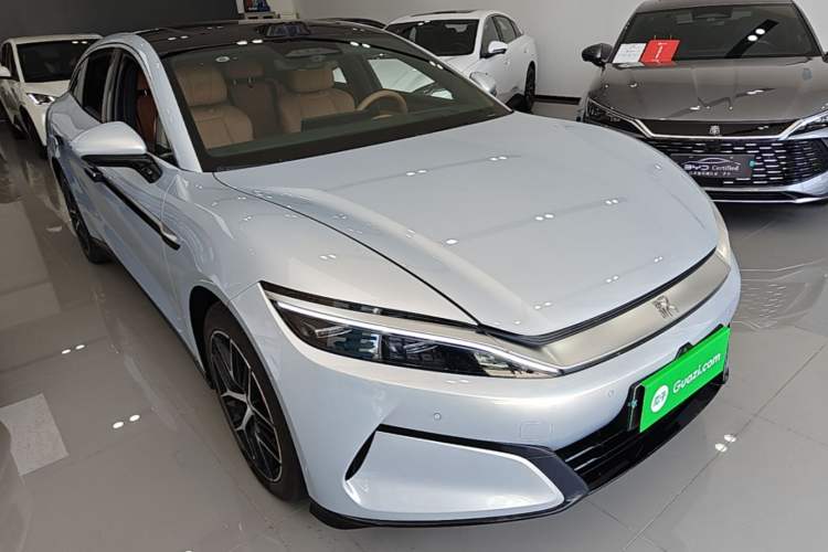 Used BYD Han L 2025 EV Four-Wheel Drive LiDAR Flagship Model Front Right 45 Deg